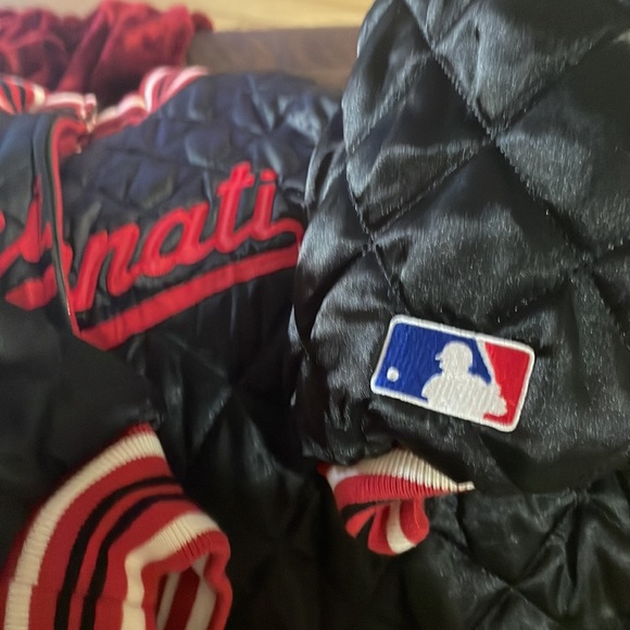 Vintage Reversible Wool Cincinnati Game Jacket. Cooperstown Collection. - Picture 7 of 7